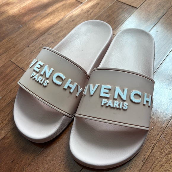 Authentic Givenchy slides - Picture 4 of 5